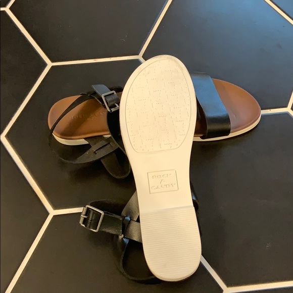 Rock and candy sandals - Picture 3 of 3